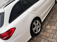 Gebraucht Mercedes C220 AMG line 2016 Weiß Kombi