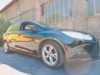 Begagnad Ford Focus 116 HK (85 kW) 2014 Svart Kombi