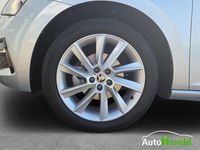 Gebraucht Skoda Scala Clever 110 PS (80 kW) 2022 Silber Kleinwagen