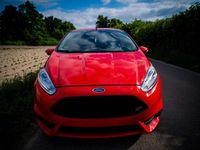Gebraucht Ford Fiesta ST 182 PS (133 kW) 2016 Rot Kleinwagen