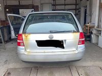 Gebraucht VW Golf IV Highline 105 PS (77 kW) 2002 Schwarz Kombi