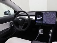 Occasion Tesla Model 3 Standard Range 225 kW (306 ch) 2020 Blanc Berline