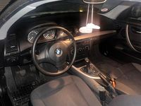 Gebraucht BMW 116 130 PS (95 kW) 2012 Schwarz Kleinwagen