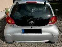 Gebraucht Toyota Aygo 68 PS (50 kW) 2008 Silber Kleinwagen