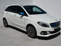 Gebraucht Mercedes B250e 131 kW (179 PS) 2016 Weiß Van / Kleinbus