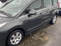 Gebraucht Peugeot 5008 150 PS (110 kW) 2014 Grau Van / Kleinbus