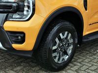 Neu Ford Ranger Wildtrack 281 PS (206 kW) 2025 Orange Pickup