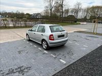 Gebraucht Skoda Fabia Comfort 70 PS (51 kW) 2000 Silber Kleinwagen