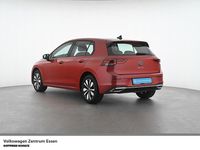 Gebraucht VW Golf VIII Move 131 PS (96 kW) 2023 Rot Limousine