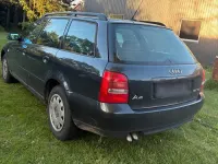 Gebraucht Audi A4 110 PS (80 kW) 1999 Schwarz Kombi