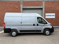 Gebraucht Peugeot Boxer 165 PS (121 kW) 2022 Silber Van