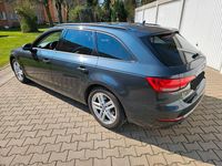 Gebraucht Audi A4 150 PS (110 kW) 2017 Grau Kombi