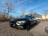 Gebraucht BMW 318 Efficient Dynamics 136 PS (100 kW) 2019 Schwarz Kombi