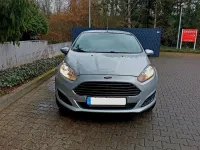 Gebraucht Ford Fiesta 82 PS (60 kW) 2015 Silber Kleinwagen