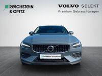 Gebraucht Volvo V60 CC Plus 197 PS (144 kW) 2023 Thunder grey Kombi