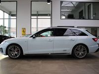 Gebraucht Audi A4 Exclusive 204 PS (150 kW) 2024 Weiß Kombi