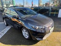 Gebraucht Kia Ceed Vision 140 PS (102 kW) 2024 Zilinaschwarz metallic Kleinwagen