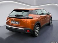 Gebraucht Peugeot e-2008 Active 100 kW (136 PS) 2022 Lackierung orange fusion/typ a SUV