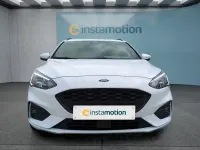 Gebraucht Ford Focus ST-Line 150 PS (110 kW) 2022 Weiß Kombi