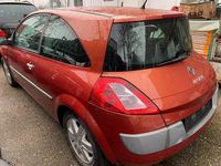 Gebraucht Renault Mégane II Dynamique 113 PS (83 kW) 2002 Rot Coupé