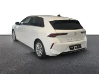 Neu Opel Astra Elegance 110 PS (80 kW) 2025 Jade weiss/arktis weiss Kleinwagen