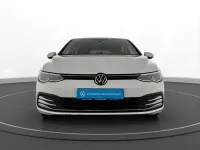 Gebraucht VW Golf VII Active 150 PS (110 kW) 2021 Weiß Kleinwagen