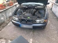 Gebraucht BMW 525 193 PS (141 kW) 2002 Blau Limousine