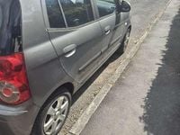 Second-hand Kia Picanto LX 65 CP (47 kW) 2006 Bej Hatchback