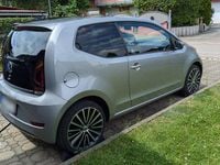Gebraucht VW up! high up! 75 PS (55 kW) 2017 Andere farben Kleinwagen