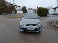 Gebraucht Hyundai i30 Trend 90 PS (66 kW) 2013 Grau Kombi