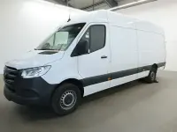 Gebraucht Mercedes Sprinter 170 PS (125 kW) 2025 Arktikweiss Van