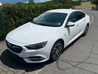Gebraucht Opel Insignia Business 136 PS (100 kW) 2017 Weiß Limousine