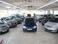 Używany Opel Corsa 58 KM (42 kW) 2003 Niebieski Sedan/Limuzyna