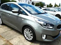 Gebraucht Kia Carens 141 PS (103 kW) 2016 Beige Van / Kleinbus