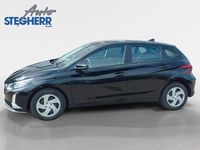 Gebraucht Hyundai i20 Select 79 PS (58 kW) 2024 Schwarz Limousine