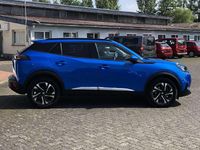 Gebraucht Peugeot e-2008 Allure 100 kW (136 PS) 2021 Blau/typ aussenverkleidung met SUV