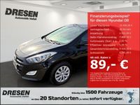 Gebraucht Hyundai i30 Trend 101 PS (74 kW) 2016 Schwarz Limousine