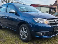 Gebraucht Dacia Sandero Celebration 90 PS (66 kW) 2016 Blau Limousine