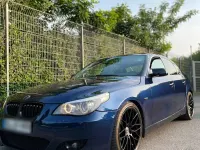 Gebraucht BMW 525 197 PS (144 kW) 2007 Blau Limousine