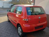 Second-hand VW Fox 54 CP (39 kW) 2005 Roșu Hatchback