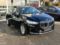 Gebraucht BMW 220 Active Tourer 170 PS (125 kW) 2023 Schwarz Van / Kleinbus