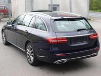 Gebraucht Mercedes E300 Business 194 PS (142 kW) 2020 Cavansitblau  metalliclack Kombi