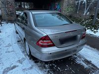 Gebraucht Mercedes C220 150 PS (110 kW) 2004 Grau Limousine