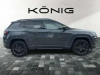 Gebraucht Jeep Compass 179 PS (131 kW) 2022 Granitegrey / dach schwarz SUV