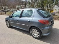 Gebraucht Peugeot 206 68 PS (50 kW) 2009 Grau Kleinwagen