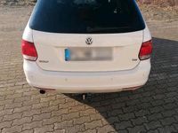 Gebraucht VW Golf VII Match 105 PS (77 kW) 2012 Weiß Kombi
