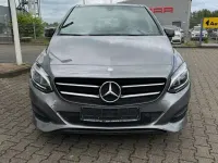 Gebraucht Mercedes B180 109 PS (80 kW) 2016 Grau Kleinwagen