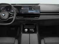 Gebraucht BMW 520 Sport Line 197 PS (144 kW) 2024 Grau Limousine