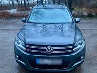 Gebraucht VW Tiguan 140 PS (102 kW) 2014 Grau SUV