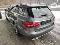 Gebraucht Mercedes C180 Avantgarde 156 PS (114 kW) 2018 Grau Kombi